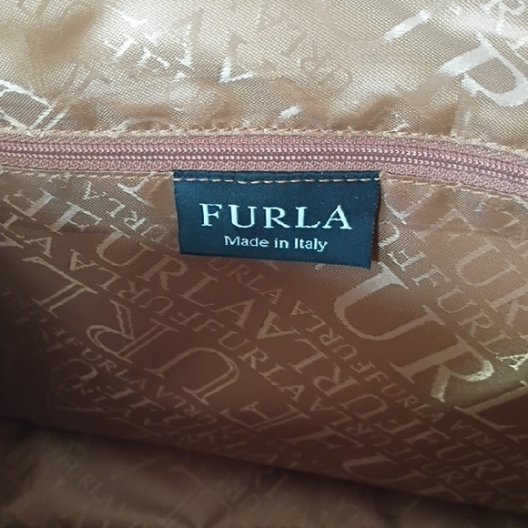 Vintage Furla Tan Leather Shoulder Bag Large Tote Purse Authentic vintage - Picture 13 of 16